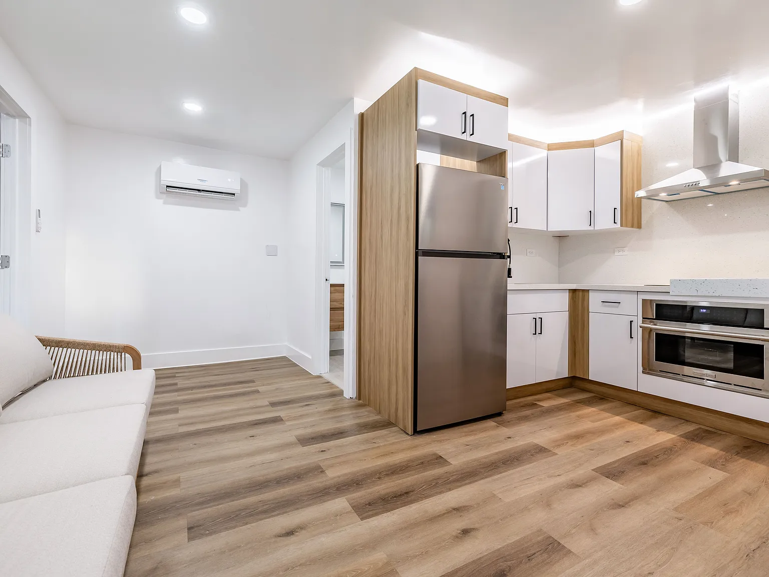 1 bed, 1.0 bath, 600 sqft, $1,950 — Photo 4