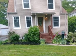 22960 Summerland Ave, North Olmsted, OH