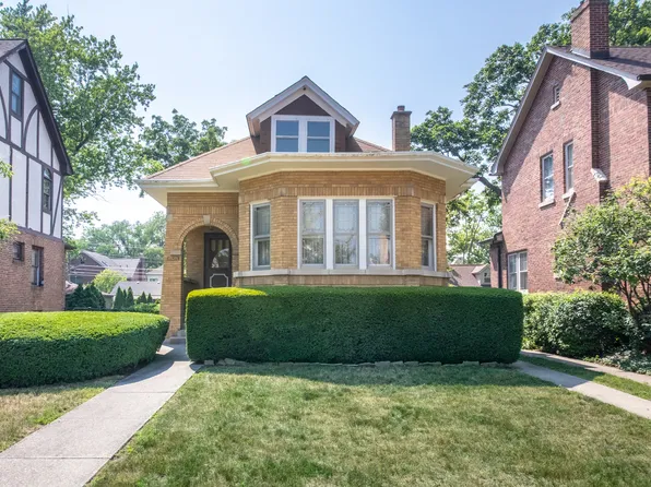 806 S Vine Ave, Park Ridge, IL 60068