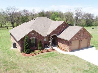 8900 80th St, Noble, OK 73068