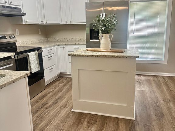 4th image of 301 Ferriday Dr