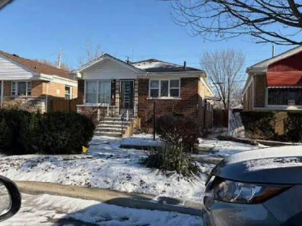 11029 S Eberhart Ave, Chicago, IL 60628