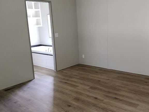 3rd image of 2415 Point West Dr #5