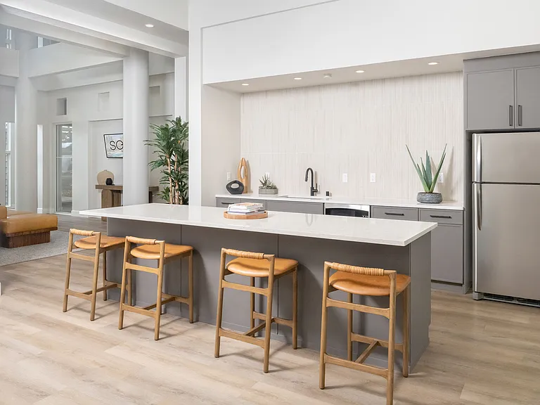 Sofi Sunnyvale — Photo 17