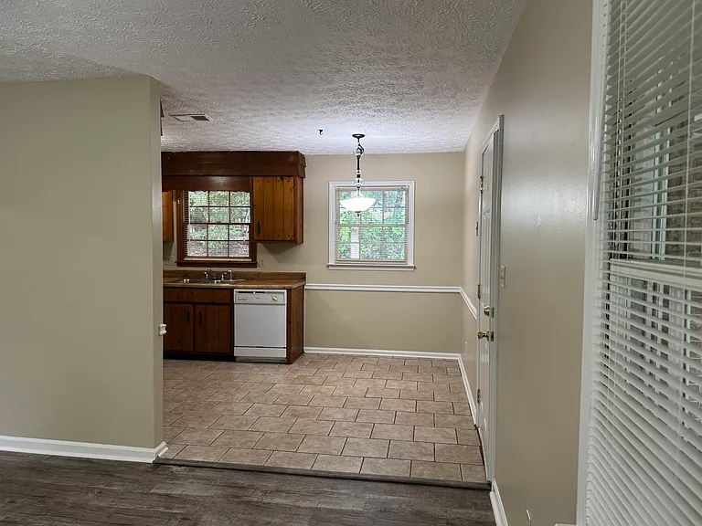 16 Shadowood Cir SE — Photo 15