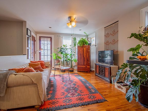 2nd image of 5027 Mardel Ave