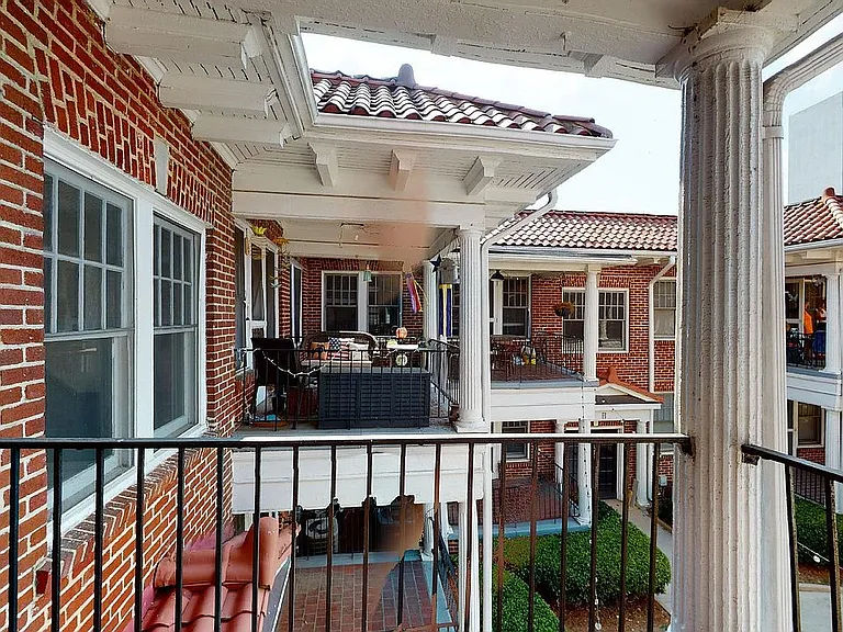305 E Ponce De Leon Ave #E4 — Photo 9