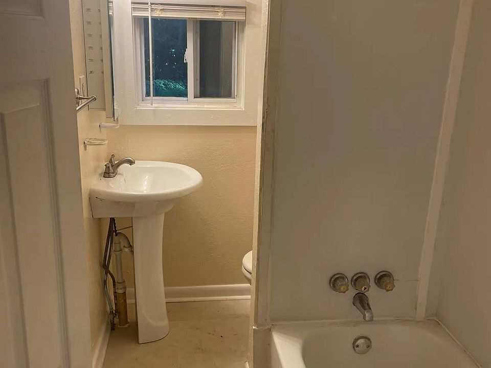 1st image of 301 Greene Ave #3C