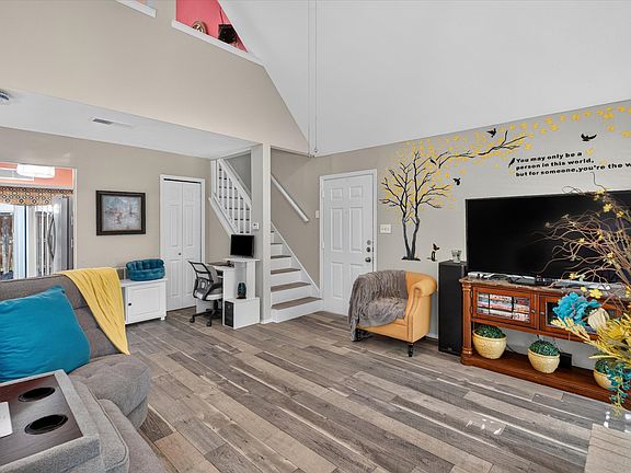 2nd image of 3018 Harbinger Ln