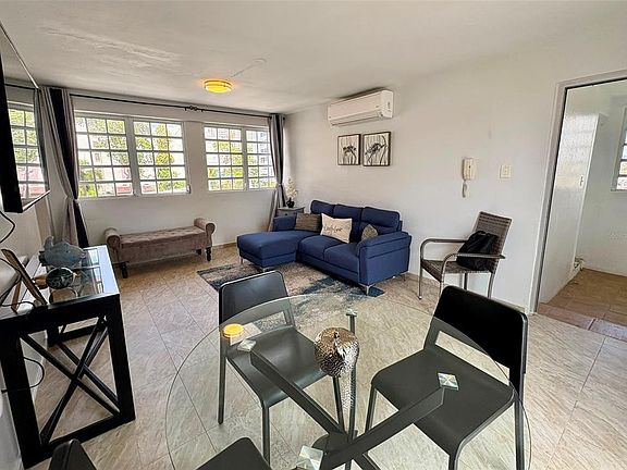 2nd image of 1617 San Mateo #5
