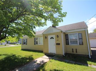 239 James St, Newington, CT 06111