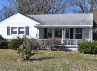 246 Elmwood Dr, Hubbard, OH