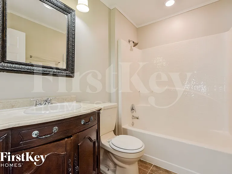 1741 W Marshall Lake Dr — Photo 13