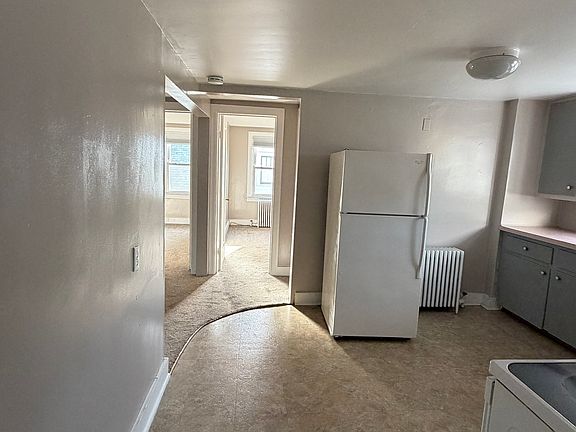 3rd image of 3011 Broadway APT 2