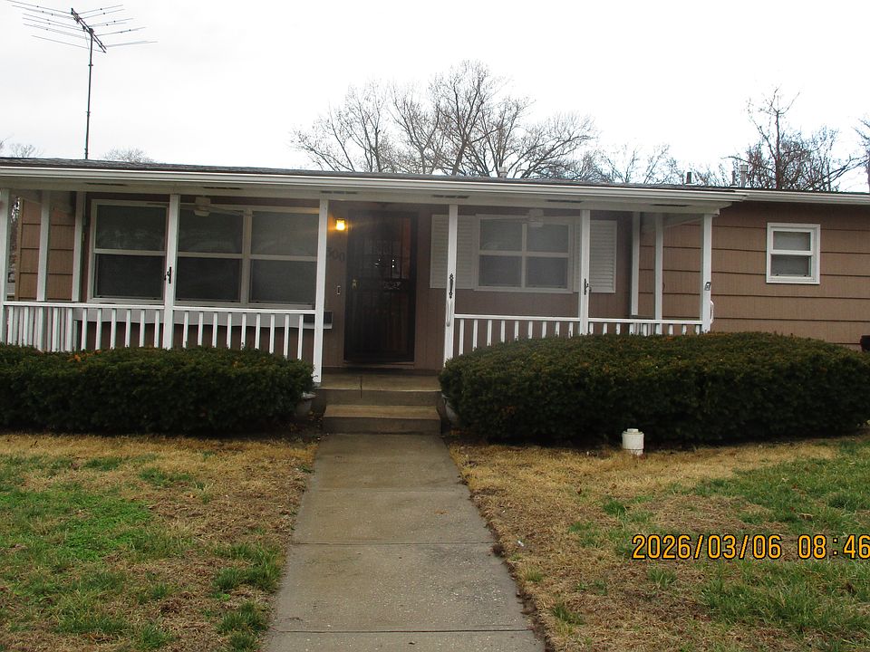 1st image of 300 N 81st Ter #300