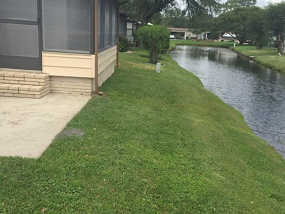 2nd image of 168 Lakeview Dr