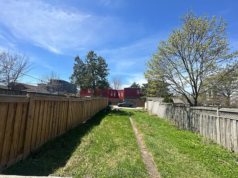 80 Eldon Ave — Photo 13