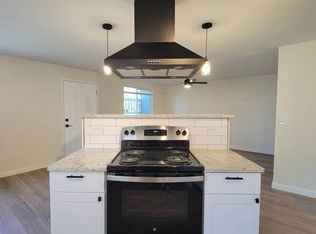 1109 S Olympia Pl APT B, Kennewick, WA 99337