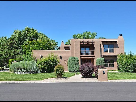 3rd image of 3628 Mateo Prado NW