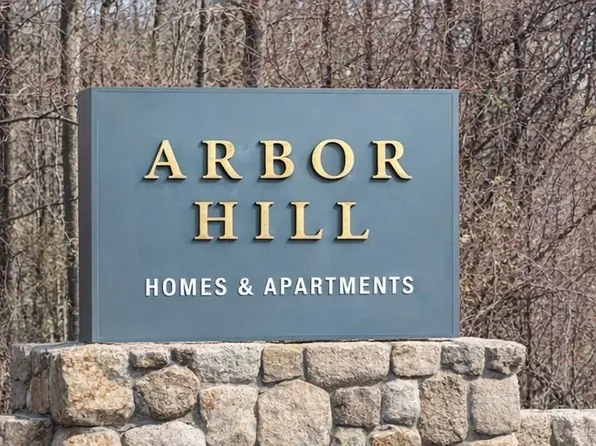 122 Tall Oaks Dr Unit E, Weymouth, MA 02190
