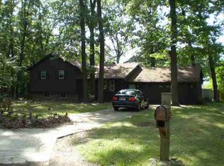 26196 E Lakeview Dr, Elkhart, IN 46514