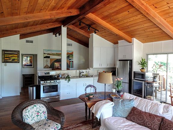 3rd image of 6543 Zuma View Pl #2