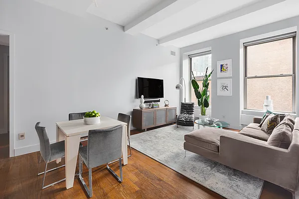 Sold by Compass | media 10