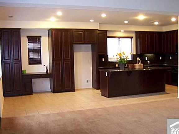 3rd image of 31636 Whitecrown Dr