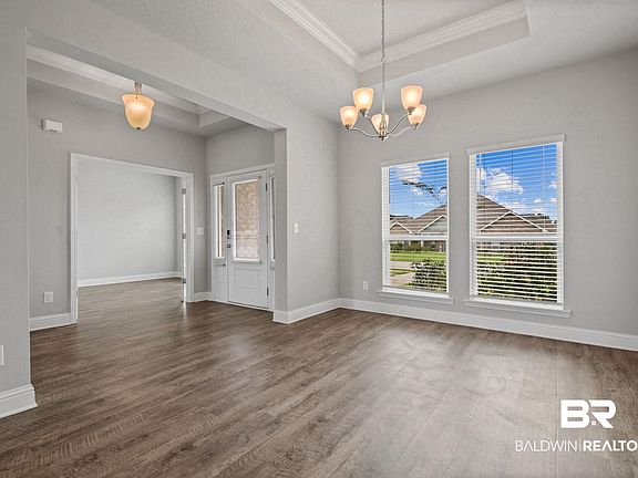 5th image of 8990 White Ave