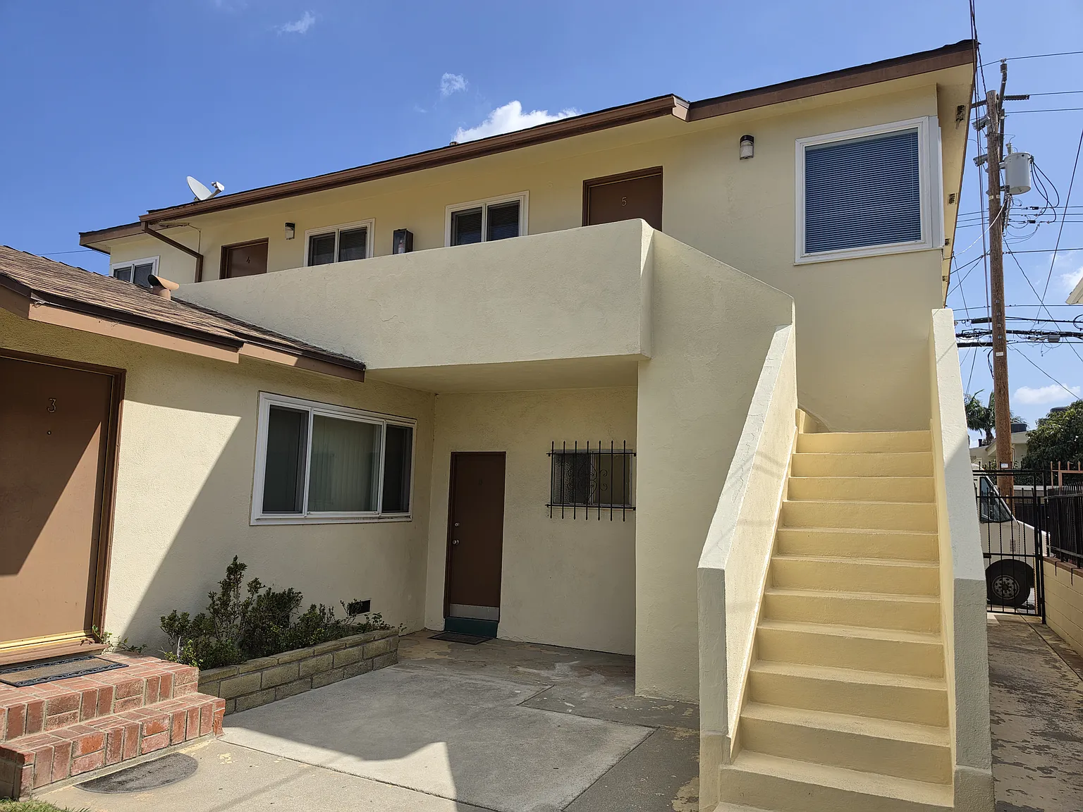 1 bed, 850 sqft, $1,975 — Photo 4