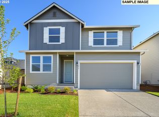 956 NE Sagebrush Dr, Estacada, OR 97023