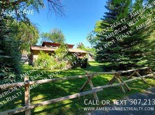 1537 Alger Ave, Cody, WY 82414