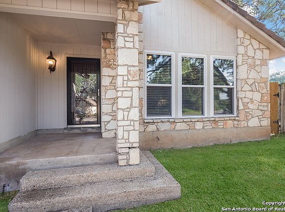 3rd image of 15203 Forest Stone St