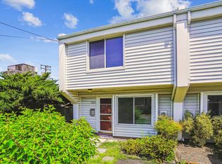 3125 17th St S, Arlington, VA 22204