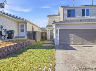 320 Hunters Way, Cheyenne, WY 82007