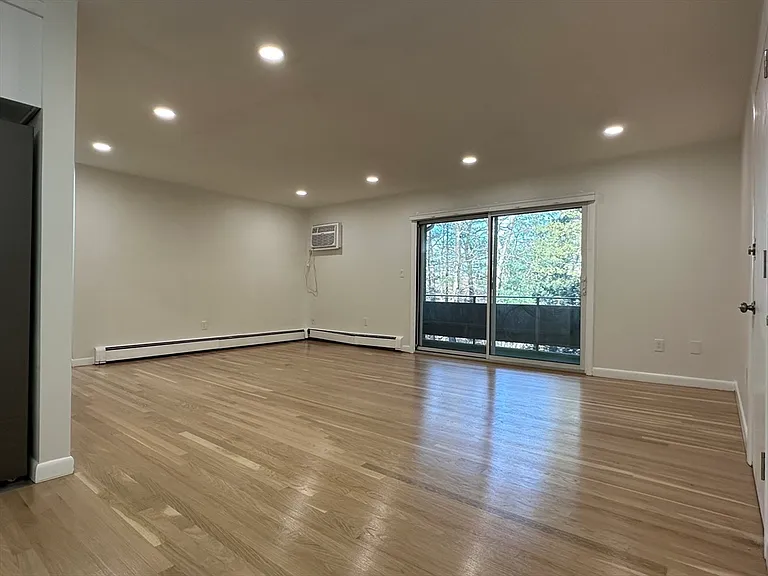 52 Jacqueline Rd #11 — Photo 5