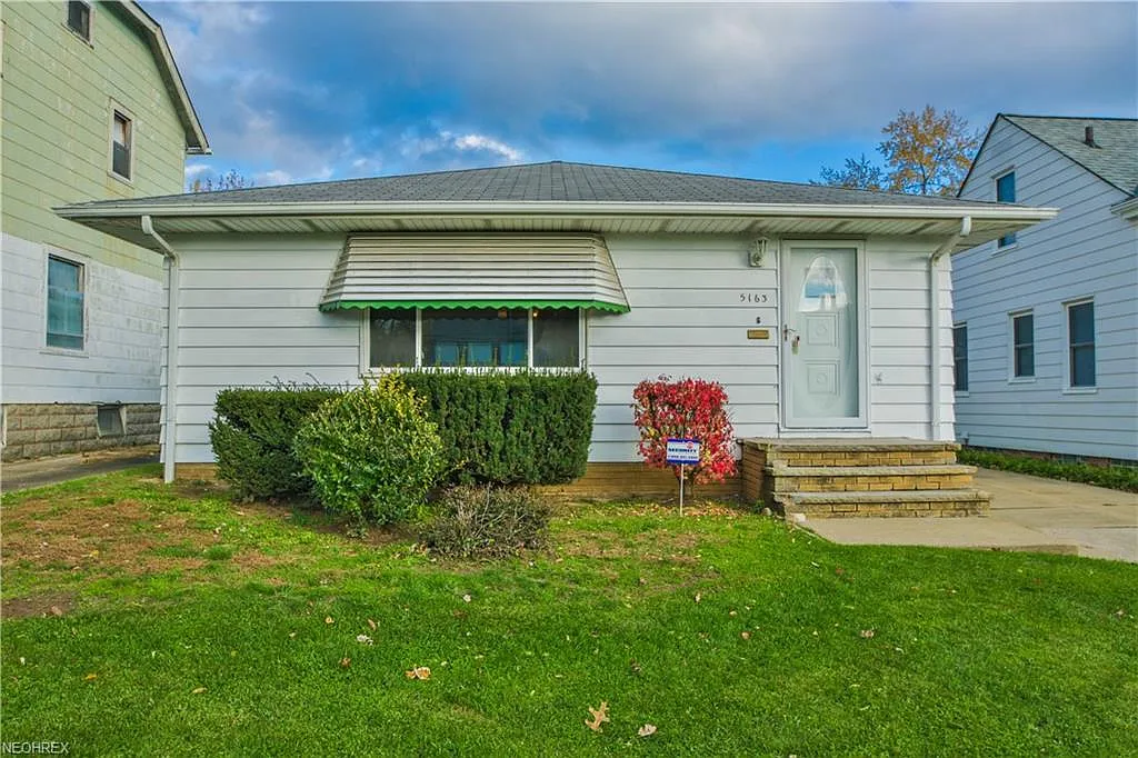 5163 Anthony St photo 1