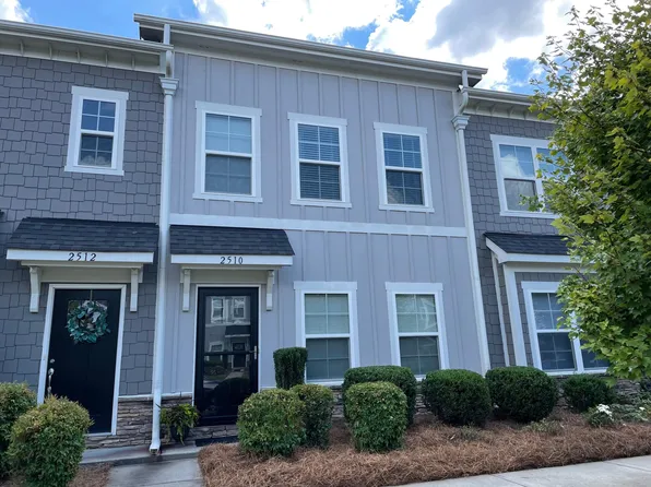 2510 Gallery Dr, Denver, NC 28037