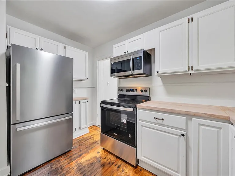 1060 Hunt Ave NW — Photo 14