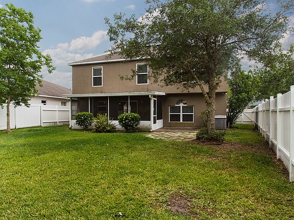 4th image of 16713 Corner Lake Dr