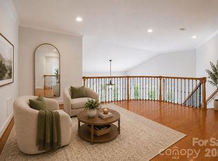 1245 34th Ave NE, Hickory, NC 28601