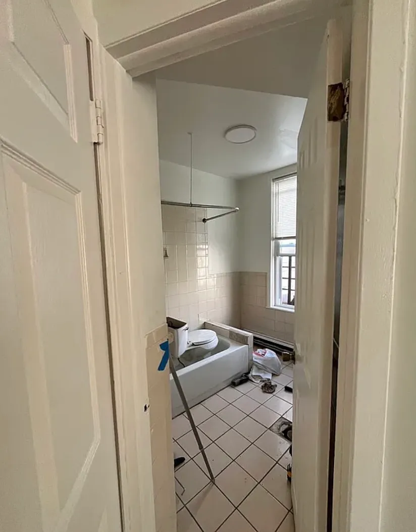 2 bed, 700 sqft, $2,700 — Photo 4