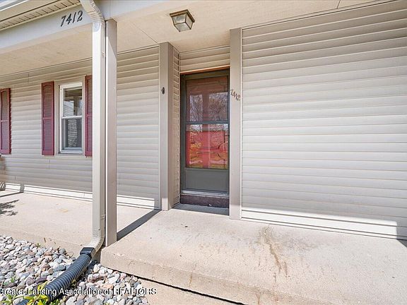 4th image of 7412 Creekside Dr #15
