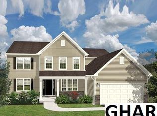 33 Danbury Dr, Mechanicsburg, PA 17050