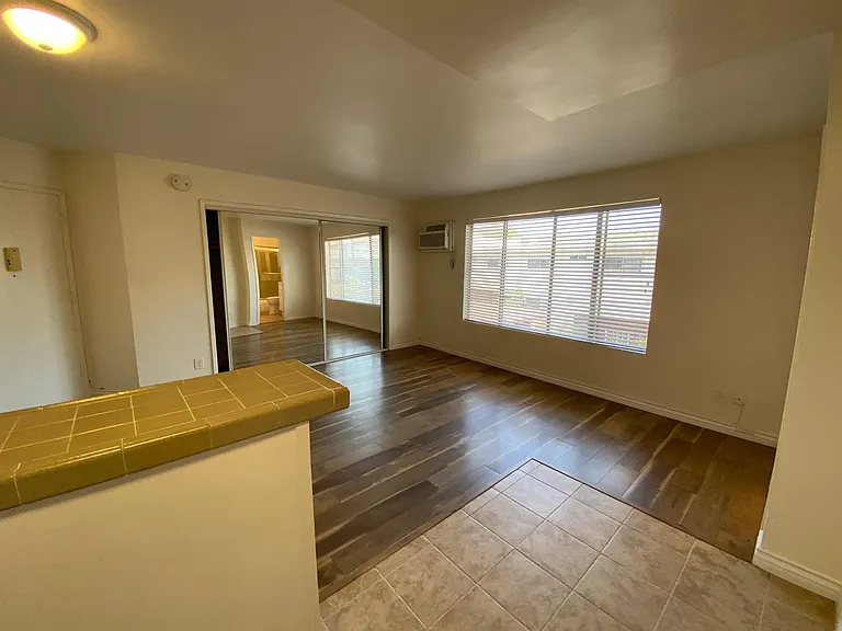 3731 Watseka Ave #8 — Photo 8