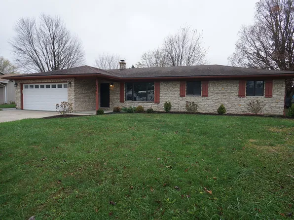 378 Pheasant Run Dr, Batesville, IN 47006