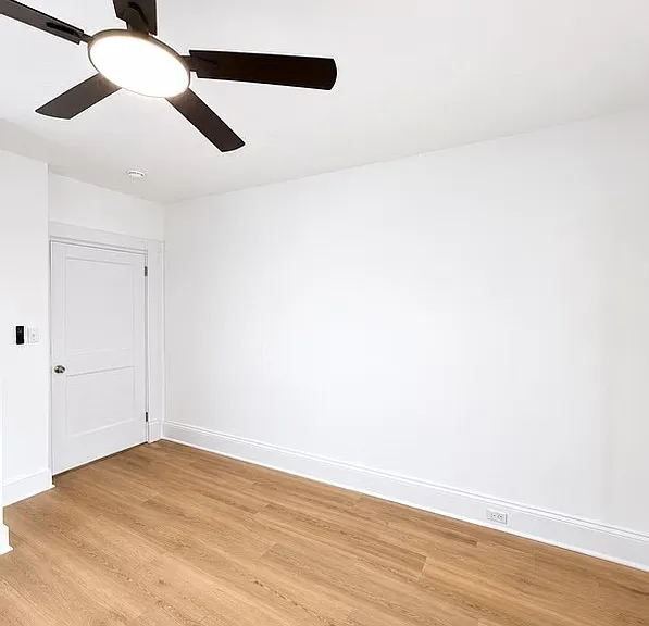 124 W College St #7 — Photo 6