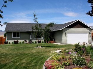 1338 Tractor Loop, East Wenatchee, WA 98802