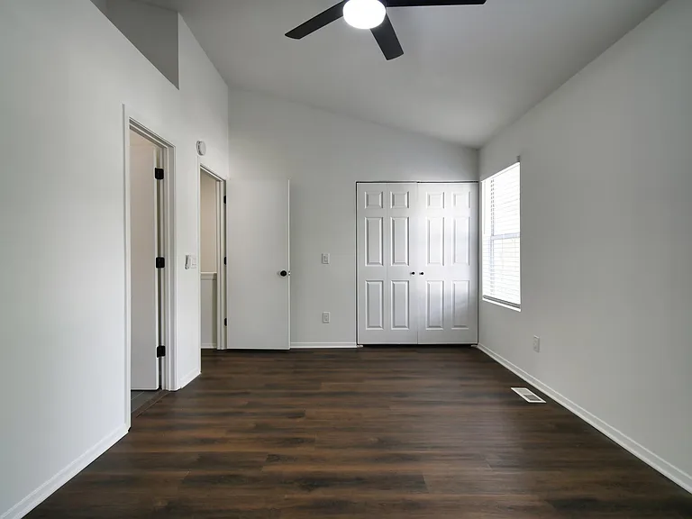1606 Queen Anne Ct — Photo 20