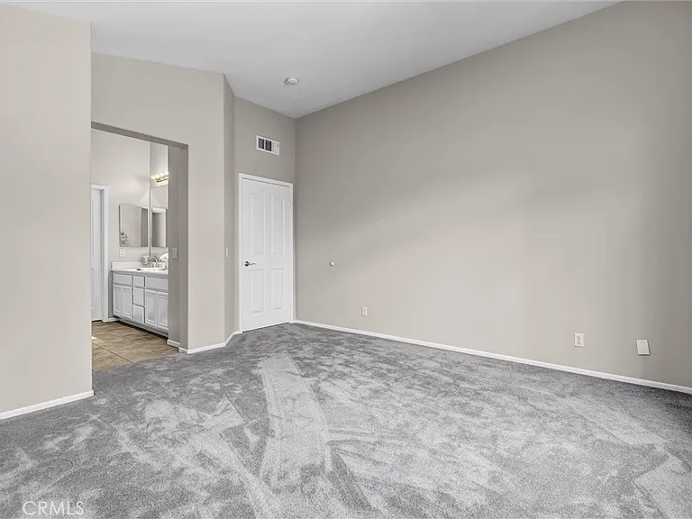 3 Alberta — Photo 20